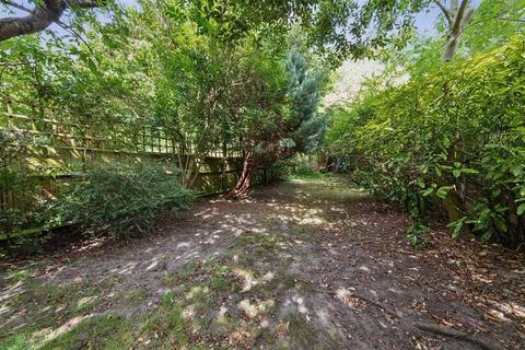 63 Elliscombe Road, London, SE7 7PF