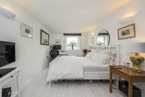 1 bedroom flat for sale, Argyll Road, London SE18