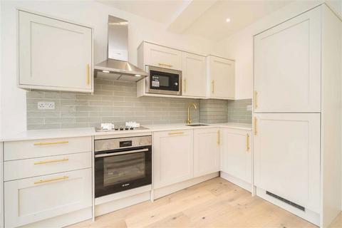 1 bedroom flat to rent, Charlton Road, London SE3