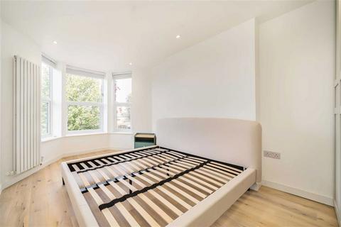 1 bedroom flat to rent, Charlton Road, London SE3