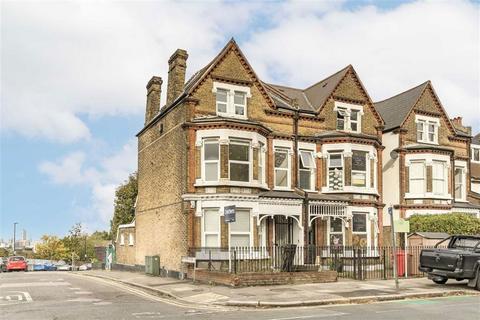 1 bedroom flat to rent, Charlton Road, London SE3