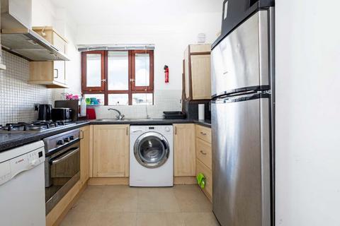 2 bedroom flat for sale, Birkenhead Street, London WC1H