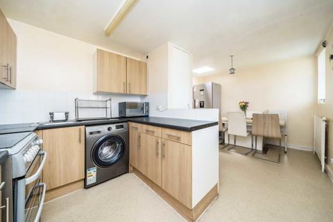 2 bedroom flat for sale, Robert Street, London NW1