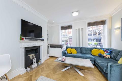 2 bedroom flat for sale, Gray's Inn Road, London WC1X