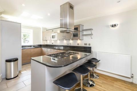 5 bedroom house to rent, Tallow Road, Brentford TW8