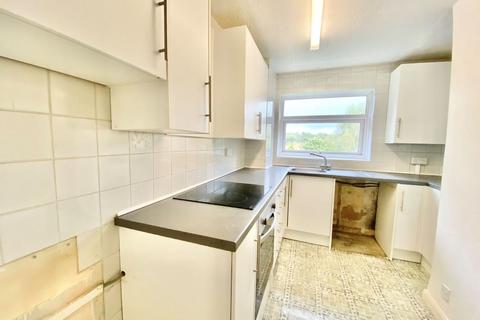 1 bedroom flat for sale, Flat 7 Bramley House, 96 Surrey Road, Poole, Dorset, BH12 1EQ