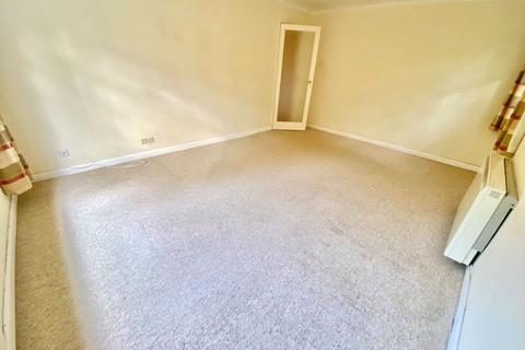 1 bedroom flat for sale, Flat 7 Bramley House, 96 Surrey Road, Poole, Dorset, BH12 1EQ