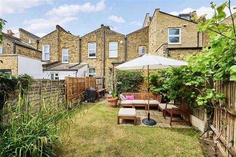 2 bedroom terraced house for sale, Elverson Road, London SE8