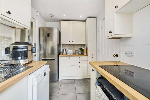 2 bedroom terraced house for sale, Elverson Road, London SE8