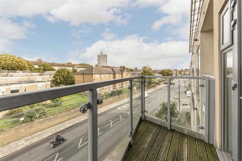 1 bedroom flat for sale, Lee High Road, London SE13