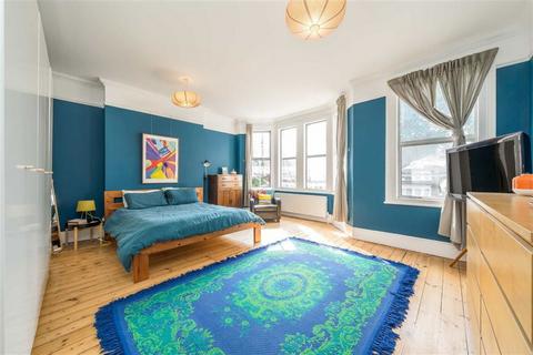 4 bedroom end of terrace house for sale, Inchmery Road, London SE6