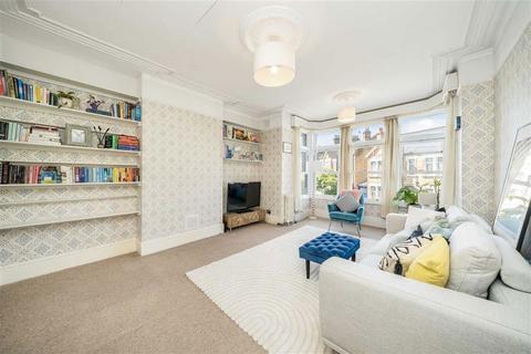 1 bedroom flat for sale, Halesworth Road, London SE13