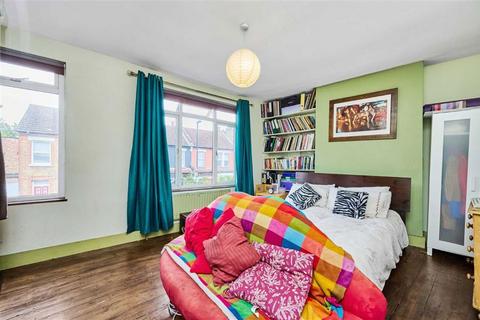 3 bedroom house for sale, Wearside Road, London SE13