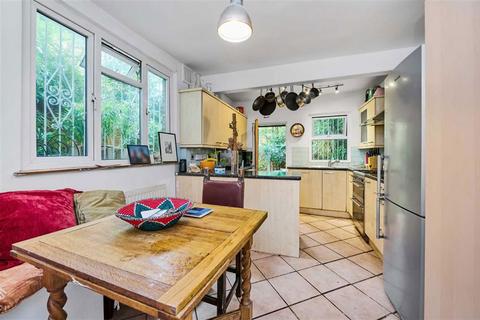 3 bedroom house for sale, Wearside Road, London SE13