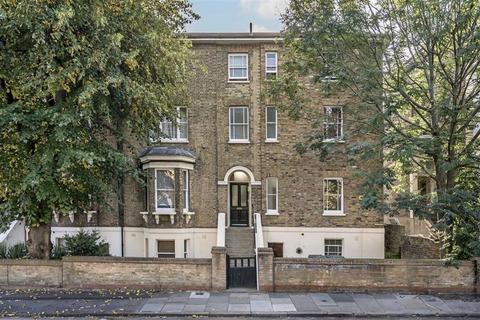 2 bedroom flat for sale, Tyrwhitt Road, London SE4