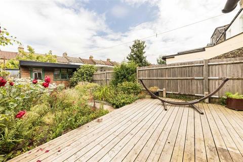 3 bedroom terraced house for sale, Killearn Road, London SE6