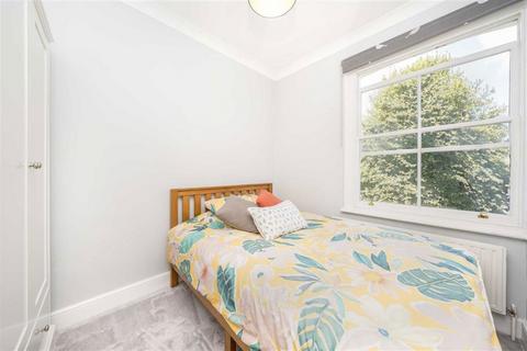 2 bedroom flat for sale, Tressillian Road, London SE4