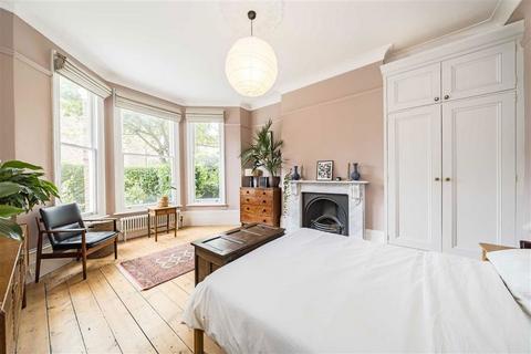 2 bedroom flat for sale, Tressillian Road, London SE4