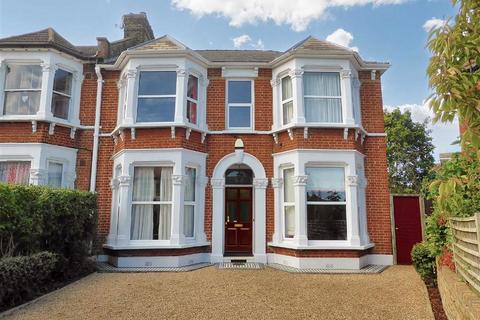 4 bedroom end of terrace house for sale, Torridon Road, London SE6