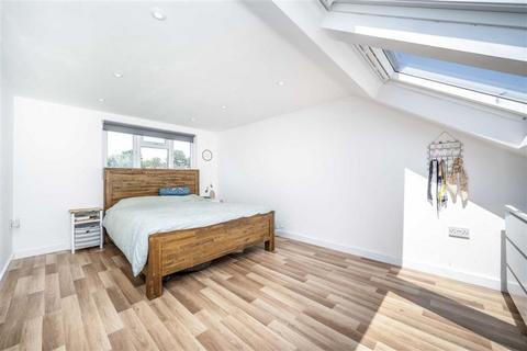 4 bedroom house for sale, Shell Road, London SE13