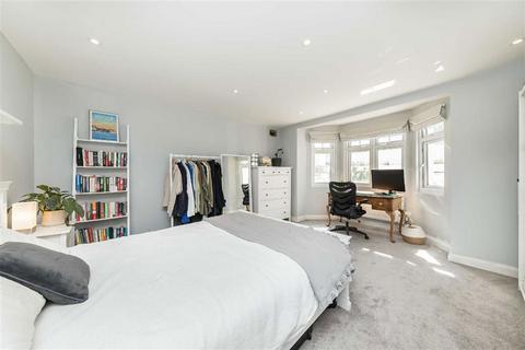 1 bedroom flat for sale, Limes Grove, London SE13