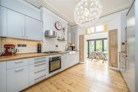 4 bedroom maisonette for sale, Tressillian Road, London SE4