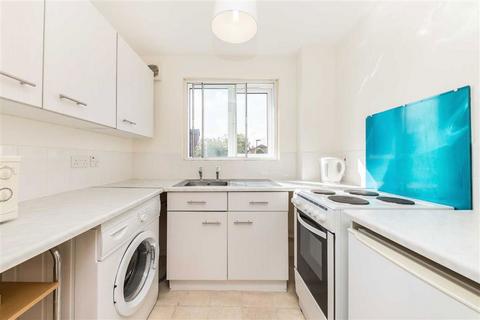 Studio for sale, Cumberland Place, London SE6