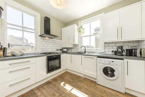 1 bedroom flat for sale, Ladywell Road, London SE13