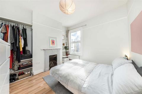 2 bedroom flat for sale, George Lane, London SE13