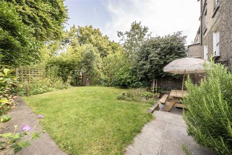 2 bedroom maisonette for sale, Tressillian Road, London SE4