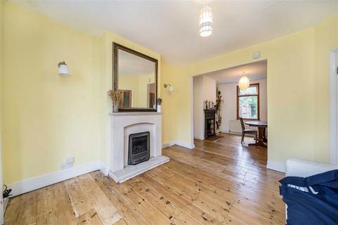 3 bedroom terraced house for sale, Foxberry Road, London SE4