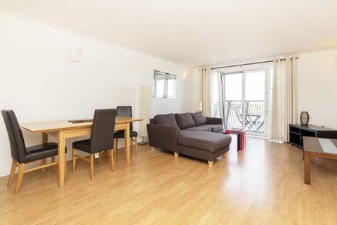 2 bedroom flat for sale, Hutchings Street, London E14