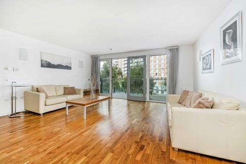 2 bedroom flat to rent, Fairmont Avenue, London E14