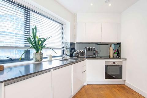 1 bedroom flat to rent, Barking Road, London E16