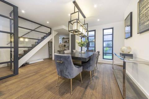 undefined, Gunter Grove, London SW10