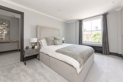 undefined, Gunter Grove, London SW10