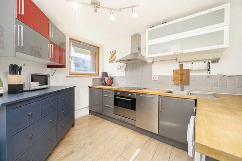 1 bedroom flat for sale, Berenger Walk, London SW10