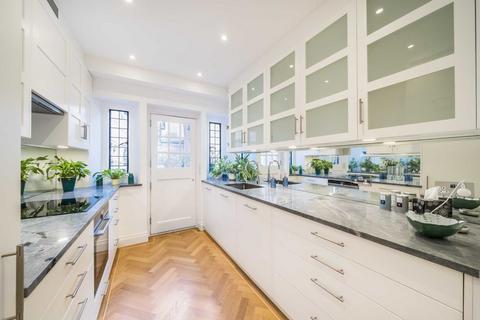 4 bedroom house for sale, Sprimont Place, London SW3