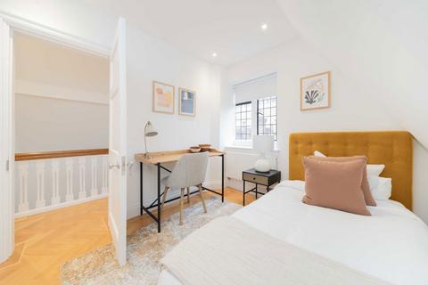 4 bedroom house for sale, Sprimont Place, London SW3