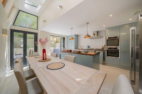 4 bedroom house for sale, Stadium Street, London SW10