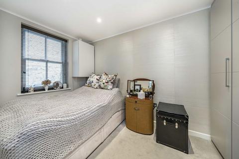 2 bedroom flat for sale, Fulham Road, London SW10