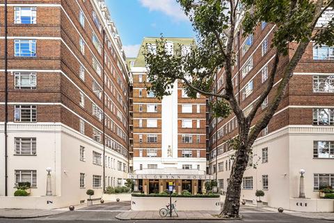 1 bedroom flat for sale, Sloane Avenue, London SW3