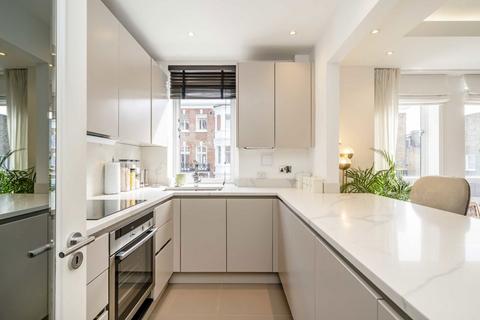 1 bedroom flat for sale, Tedworth Square, London SW3