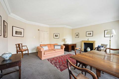 1 bedroom flat for sale, Sloane Avenue, London SW3