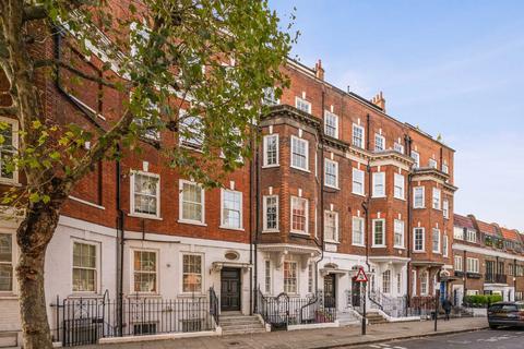 1 bedroom flat for sale, Sloane Avenue, London SW3