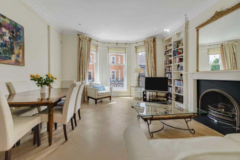 1 bedroom flat for sale, Ormonde Gate, London SW3