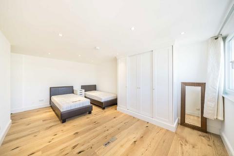 2 bedroom flat for sale, Royal Avenue, London SW3