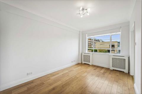 Studio for sale, Sloane Avenue, London SW3