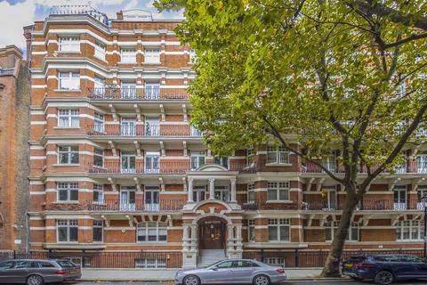 3 bedroom flat for sale, Draycott Avenue, London SW3