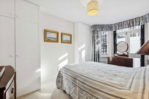 3 bedroom flat for sale, Burnaby Street, London SW10